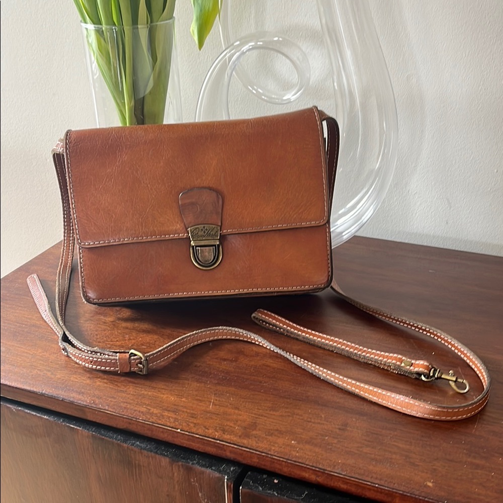 Patricia Nash Tan Leather Purse